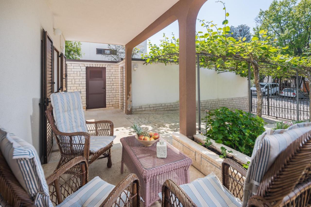 Apartment Kazalac Green Oasis Пореч Екстериор снимка